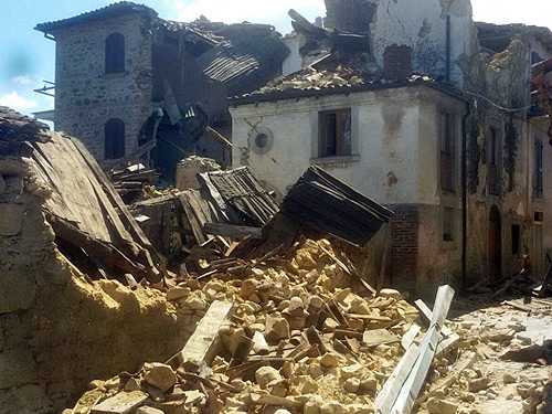 Terremoto, altri 90 indagati per contributi non dovuti